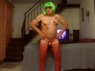 Sissy Coca titty bounce 