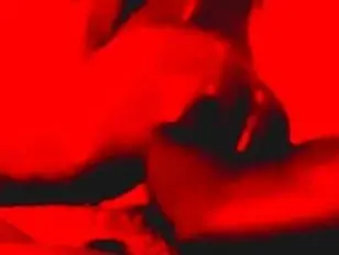 Travesti sucia recibe sexo anal y se corre en la garganta
