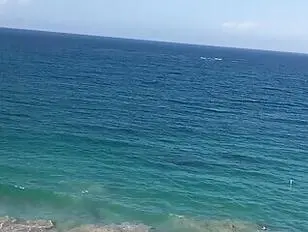 Transfrau Mia mit großem Penis – POV-Masturbation