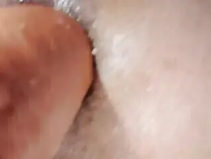 Ik heb een piemel nodig in beide gaten.