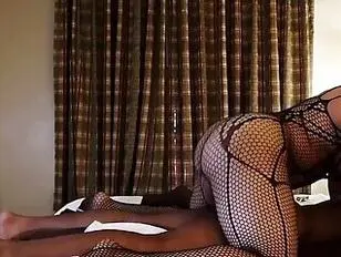 Meias de rede grandes,a mãe destrói um cara.