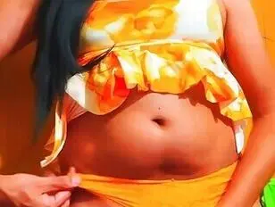 जूलिया सिस्सिस मेरे कमरे में
