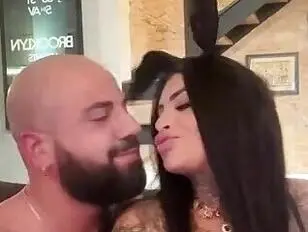 Casal safado se pegando
