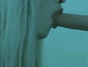 sissy blonde suceuse de bite