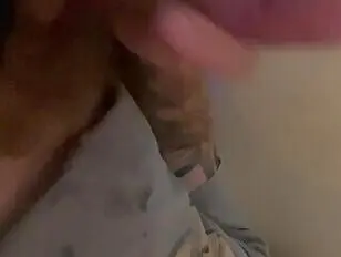 बुसी के लिए स्ट्रोकिंग