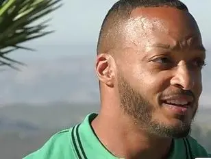 Dude enjoys sucking TS Joss shecock