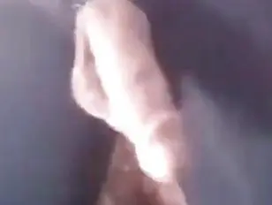 Crossdresser posing and cums 